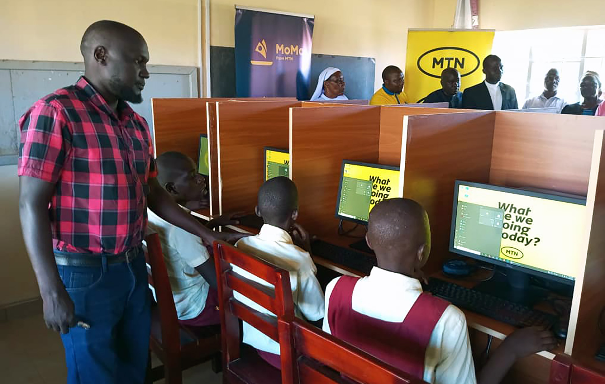 Soroti blind kids get hi-tech MTN computer lab