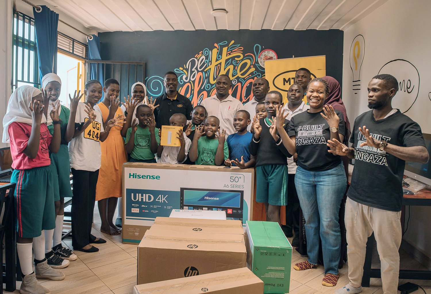 Youth NGO gets UGX20m ICT grant from MTN